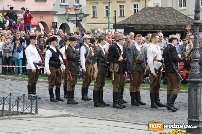 Zdjęcie w galerii na portalu naszwodzislaw.com: Działo się! Wodzisławska militarna majówka na długo pozostanie w pamięci  wiadomości z regionu
