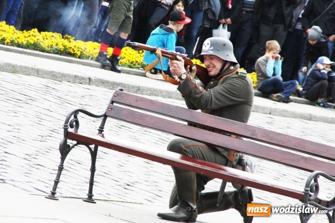 Zdjęcie w galerii na portalu naszwodzislaw.com: Działo się! Wodzisławska militarna majówka na długo pozostanie w pamięci  wiadomości z regionu