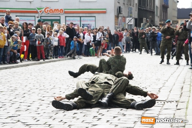 Zdjęcie w galerii na portalu naszwodzislaw.com: Działo się! Wodzisławska militarna majówka na długo pozostanie w pamięci  wiadomości z regionu