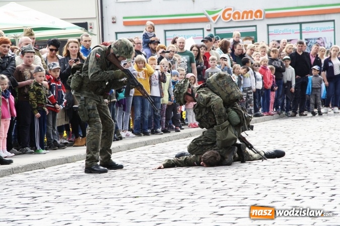Zdjęcie w galerii na portalu naszwodzislaw.com: Działo się! Wodzisławska militarna majówka na długo pozostanie w pamięci  wiadomości z regionu