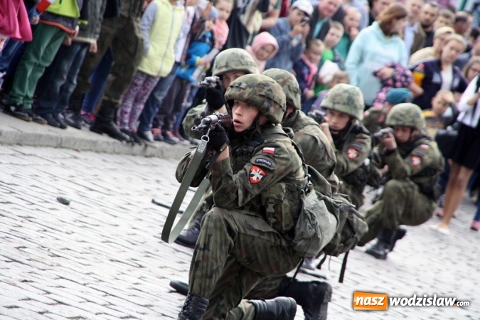 Zdjęcie w galerii na portalu naszwodzislaw.com: Działo się! Wodzisławska militarna majówka na długo pozostanie w pamięci  wiadomości z regionu