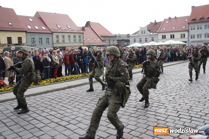 Zdjęcie w galerii na portalu naszwodzislaw.com: Działo się! Wodzisławska militarna majówka na długo pozostanie w pamięci  wiadomości z regionu