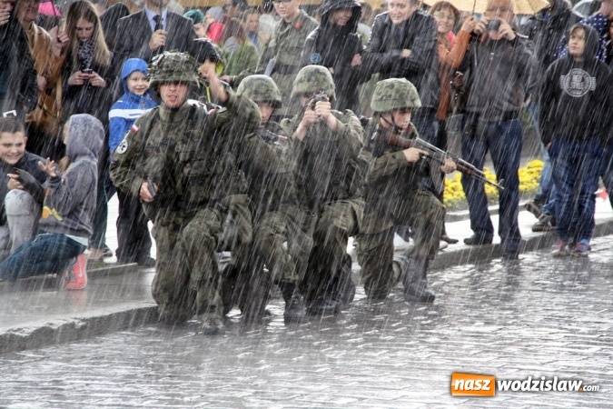 Zdjęcie w galerii na portalu naszwodzislaw.com: Działo się! Wodzisławska militarna majówka na długo pozostanie w pamięci  wiadomości z regionu