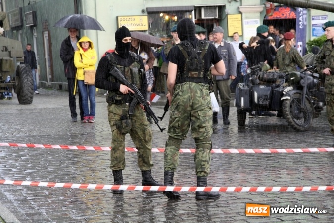 Zdjęcie w galerii na portalu naszwodzislaw.com: Działo się! Wodzisławska militarna majówka na długo pozostanie w pamięci  wiadomości z regionu