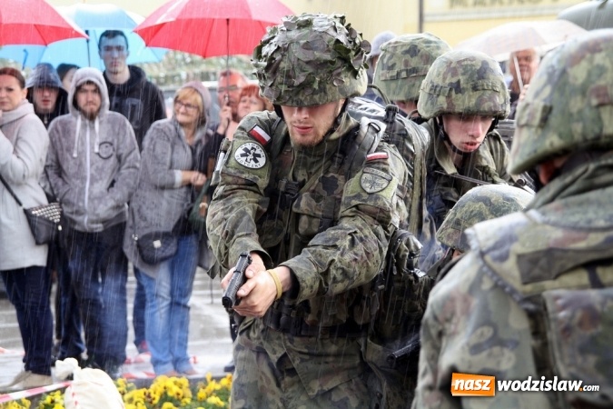 Zdjęcie w galerii na portalu naszwodzislaw.com: Działo się! Wodzisławska militarna majówka na długo pozostanie w pamięci  wiadomości z regionu