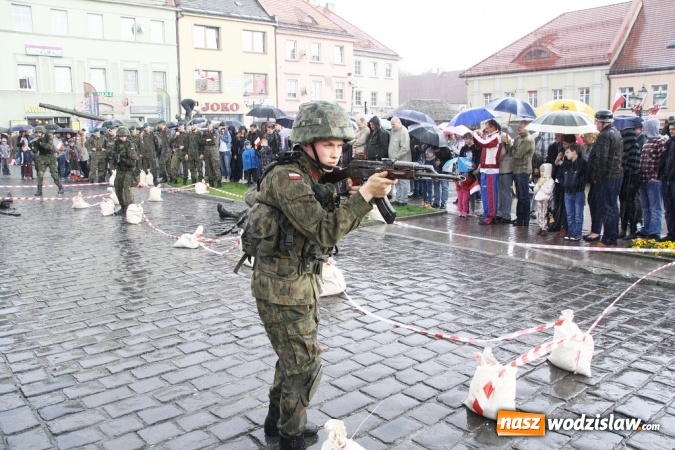 Zdjęcie w galerii na portalu naszwodzislaw.com: Działo się! Wodzisławska militarna majówka na długo pozostanie w pamięci  wiadomości z regionu