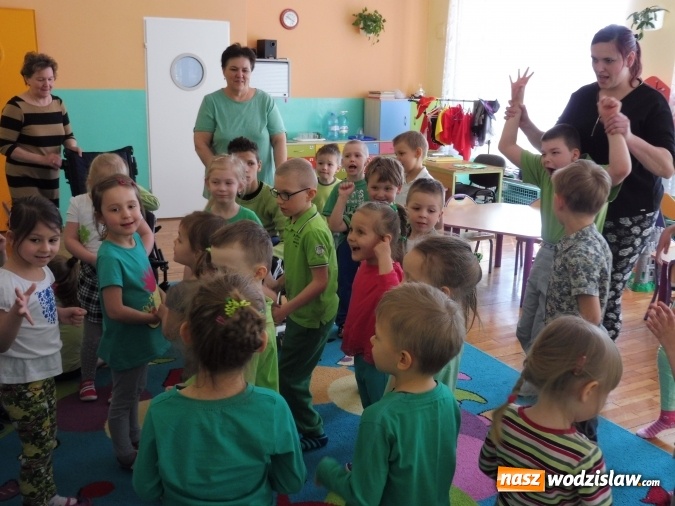 Zdjęcie w galerii na portalu naszwodzislaw.com: Kolor zielony opanował wodzisławskie przedszkole numer 6  wiadomości z regionu