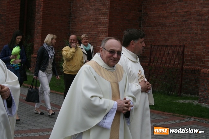 Zdjęcie w galerii na portalu naszwodzislaw.com: Rocznicę powstania klubu KS Naprzód Rydułtowy świętowano podczas uroczystej Mszy Świętej  wiadomości z regionu