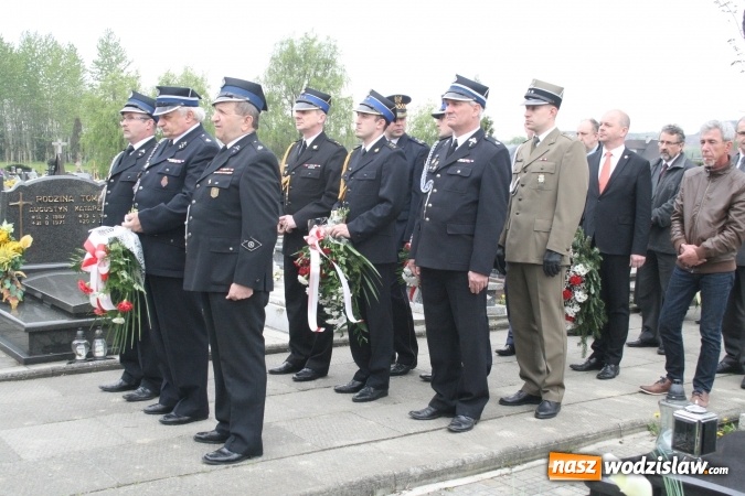 Zdjęcie w galerii na portalu naszwodzislaw.com: W Rydułtowach świętowano Dzień Flagi, 95. rocznicę III Powstania Śląskiego oraz Międzynarodowy Dzień Strażaka  wiadomości z regionu