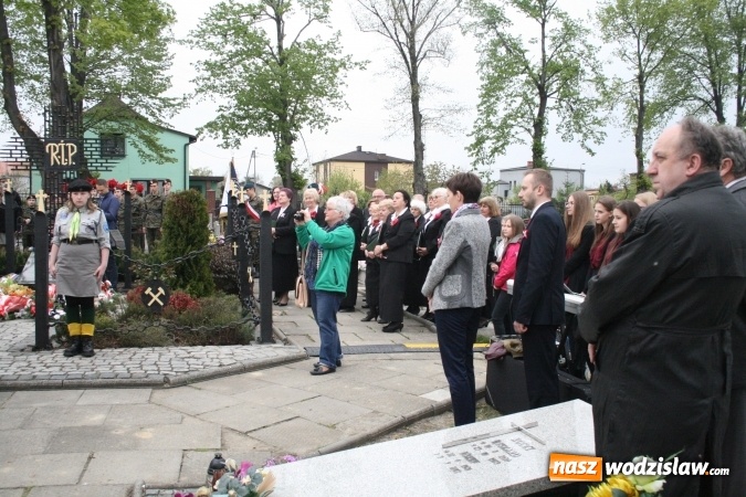 Zdjęcie w galerii na portalu naszwodzislaw.com: W Rydułtowach świętowano Dzień Flagi, 95. rocznicę III Powstania Śląskiego oraz Międzynarodowy Dzień Strażaka  wiadomości z regionu