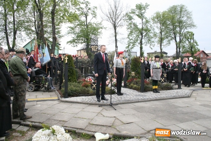Zdjęcie w galerii na portalu naszwodzislaw.com: W Rydułtowach świętowano Dzień Flagi, 95. rocznicę III Powstania Śląskiego oraz Międzynarodowy Dzień Strażaka  wiadomości z regionu
