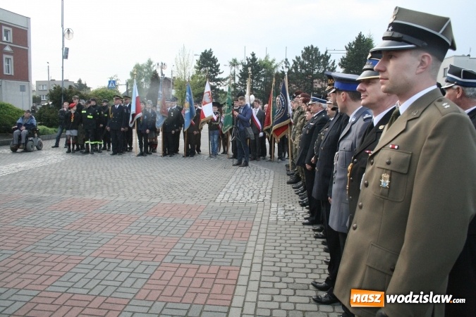 Zdjęcie w galerii na portalu naszwodzislaw.com: W Rydułtowach świętowano Dzień Flagi, 95. rocznicę III Powstania Śląskiego oraz Międzynarodowy Dzień Strażaka  wiadomości z regionu