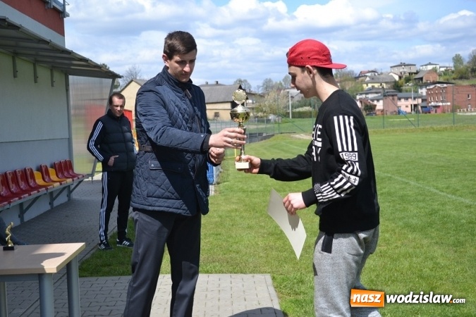 Zdjęcie w galerii na portalu naszwodzislaw.com: Turniej piłkarski Gminnego Ośrodka Sportu w Mszanie wiadomości z regionu