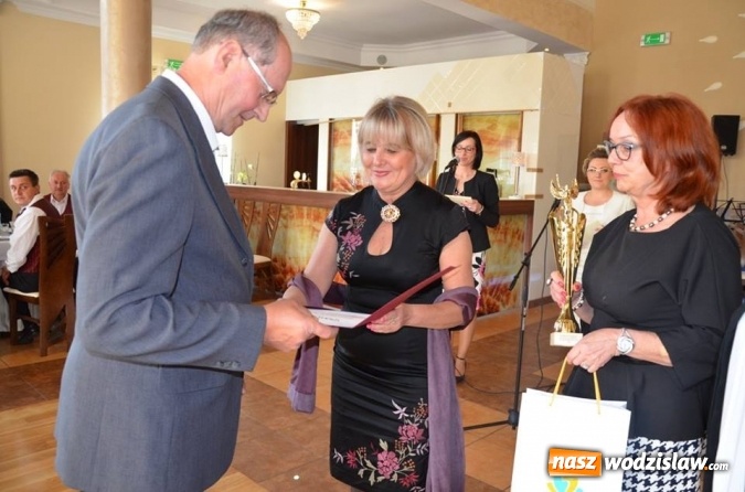 Zdjęcie w galerii na portalu naszwodzislaw.com: Sportowcy i ludzie kultury odebrali nagrody wiadomości z regionu