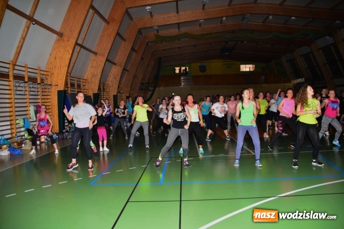 Zdjęcie w galerii na portalu naszwodzislaw.com: Be Fit Zumba - wielki maraton w Lubomi wiadomości z regionu