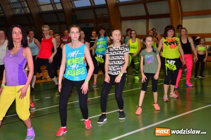 Zdjęcie w galerii na portalu naszwodzislaw.com: Be Fit Zumba - wielki maraton w Lubomi wiadomości z regionu