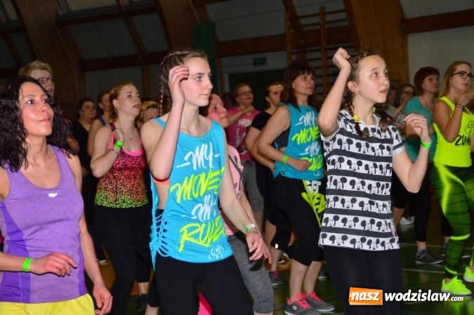 Zdjęcie w galerii na portalu naszwodzislaw.com: Be Fit Zumba - wielki maraton w Lubomi wiadomości z regionu