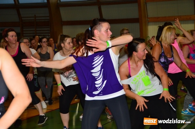 Zdjęcie w galerii na portalu naszwodzislaw.com: Be Fit Zumba - wielki maraton w Lubomi wiadomości z regionu