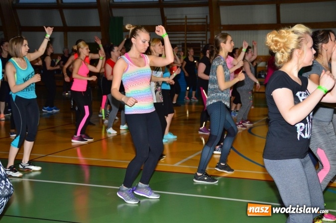 Zdjęcie w galerii na portalu naszwodzislaw.com: Be Fit Zumba - wielki maraton w Lubomi wiadomości z regionu