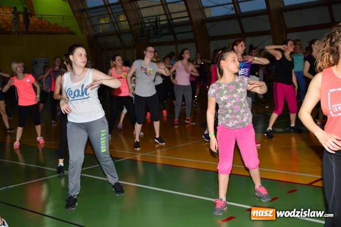Zdjęcie w galerii na portalu naszwodzislaw.com: Be Fit Zumba - wielki maraton w Lubomi wiadomości z regionu