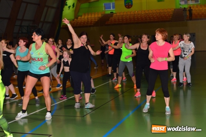 Zdjęcie w galerii na portalu naszwodzislaw.com: Be Fit Zumba - wielki maraton w Lubomi wiadomości z regionu