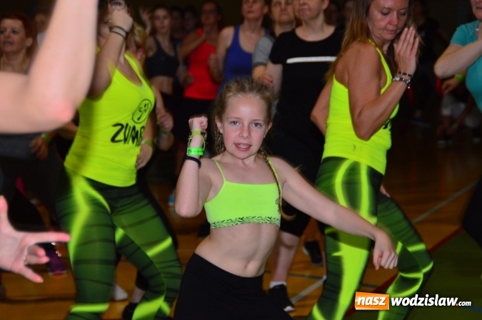 Zdjęcie w galerii na portalu naszwodzislaw.com: Be Fit Zumba - wielki maraton w Lubomi wiadomości z regionu