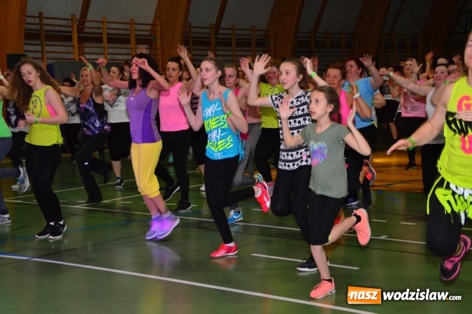 Zdjęcie w galerii na portalu naszwodzislaw.com: Be Fit Zumba - wielki maraton w Lubomi wiadomości z regionu