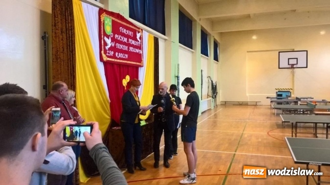 Zdjęcie w galerii na portalu naszwodzislaw.com: Znamy zwycięzców turnieju tenisa stołowego wiadomości z regionu