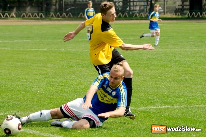 Zdjęcie w galerii na portalu naszwodzislaw.com: Juniorzy Rydułtów przegrali w ostatniej chwili. Kapitan gospodarzy z hat-trickiem wiadomości z regionu