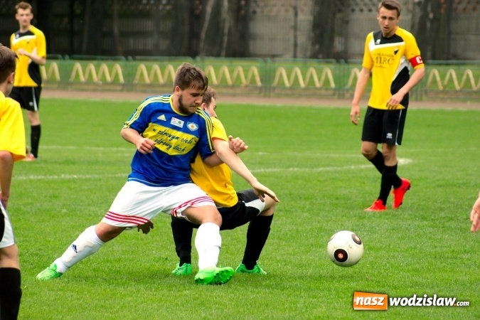 Zdjęcie w galerii na portalu naszwodzislaw.com: Juniorzy Rydułtów przegrali w ostatniej chwili. Kapitan gospodarzy z hat-trickiem wiadomości z regionu