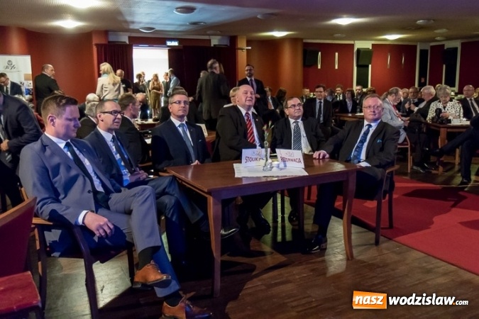 Zdjęcie w galerii na portalu naszwodzislaw.com: Wręczono Śląskie Nagrody Jakości oraz nagrody programu Stawiamy na Jakość. Wśr&oacute;d wyr&oacute;żnionych firma z naszego powiatu wiadomości z regionu