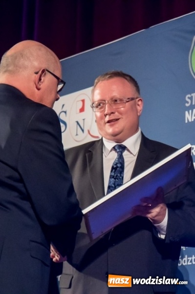 Zdjęcie w galerii na portalu naszwodzislaw.com: Wręczono Śląskie Nagrody Jakości oraz nagrody programu Stawiamy na Jakość. Wśr&oacute;d wyr&oacute;żnionych firma z naszego powiatu wiadomości z regionu