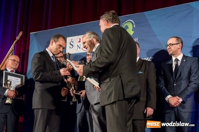 Zdjęcie w galerii na portalu naszwodzislaw.com: Wręczono Śląskie Nagrody Jakości oraz nagrody programu Stawiamy na Jakość. Wśr&oacute;d wyr&oacute;żnionych firma z naszego powiatu wiadomości z regionu