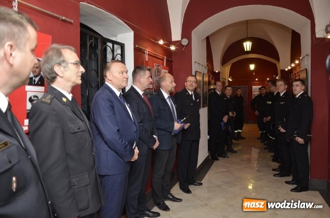 Zdjęcie w galerii na portalu naszwodzislaw.com: P&oacute;łwiecze zawodowego pożarnictwa na ziemi wodzisławskiej wiadomości z regionu