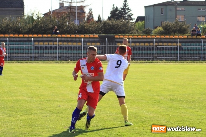 Zdjęcie w galerii na portalu naszwodzislaw.com: Naprzód Rydułtowy podzielił się punktami z wiceliderem z Łabęd wiadomości z regionu