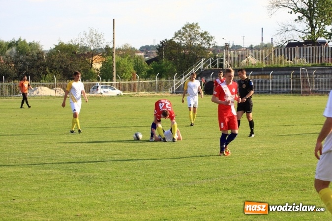 Zdjęcie w galerii na portalu naszwodzislaw.com: Naprzód Rydułtowy podzielił się punktami z wiceliderem z Łabęd wiadomości z regionu