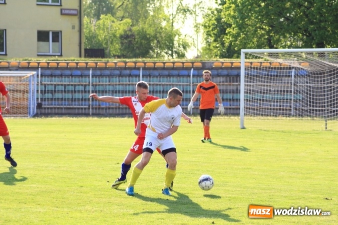 Zdjęcie w galerii na portalu naszwodzislaw.com: Naprzód Rydułtowy podzielił się punktami z wiceliderem z Łabęd wiadomości z regionu