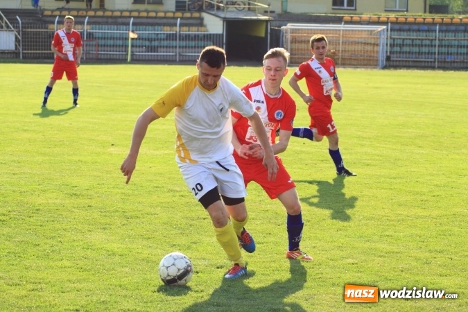 Zdjęcie w galerii na portalu naszwodzislaw.com: Naprzód Rydułtowy podzielił się punktami z wiceliderem z Łabęd wiadomości z regionu