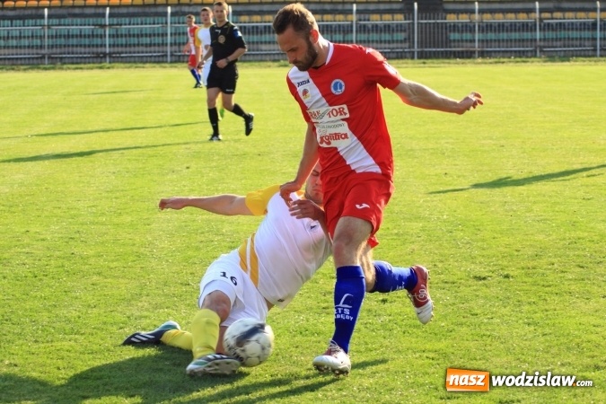 Zdjęcie w galerii na portalu naszwodzislaw.com: Naprzód Rydułtowy podzielił się punktami z wiceliderem z Łabęd wiadomości z regionu