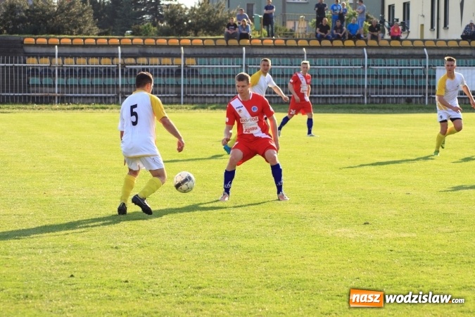 Zdjęcie w galerii na portalu naszwodzislaw.com: Naprzód Rydułtowy podzielił się punktami z wiceliderem z Łabęd wiadomości z regionu