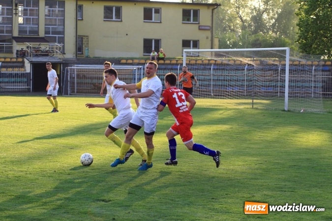 Zdjęcie w galerii na portalu naszwodzislaw.com: Naprzód Rydułtowy podzielił się punktami z wiceliderem z Łabęd wiadomości z regionu