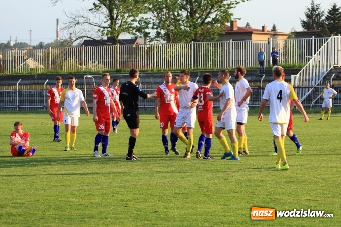 Zdjęcie w galerii na portalu naszwodzislaw.com: Naprzód Rydułtowy podzielił się punktami z wiceliderem z Łabęd wiadomości z regionu