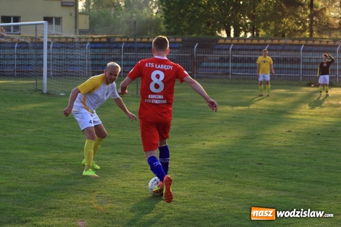 Zdjęcie w galerii na portalu naszwodzislaw.com: Naprzód Rydułtowy podzielił się punktami z wiceliderem z Łabęd wiadomości z regionu