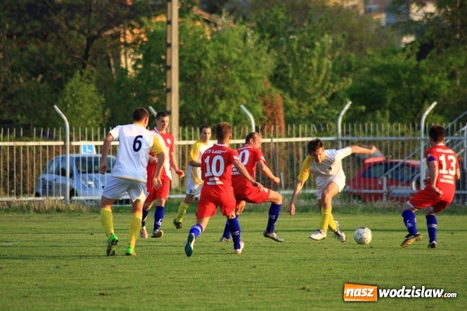 Zdjęcie w galerii na portalu naszwodzislaw.com: Naprzód Rydułtowy podzielił się punktami z wiceliderem z Łabęd wiadomości z regionu