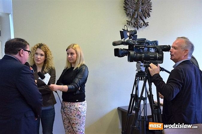 Zdjęcie w galerii na portalu naszwodzislaw.com: Podpisano umowę o współpracy Funduszu z GIG  wiadomości z regionu