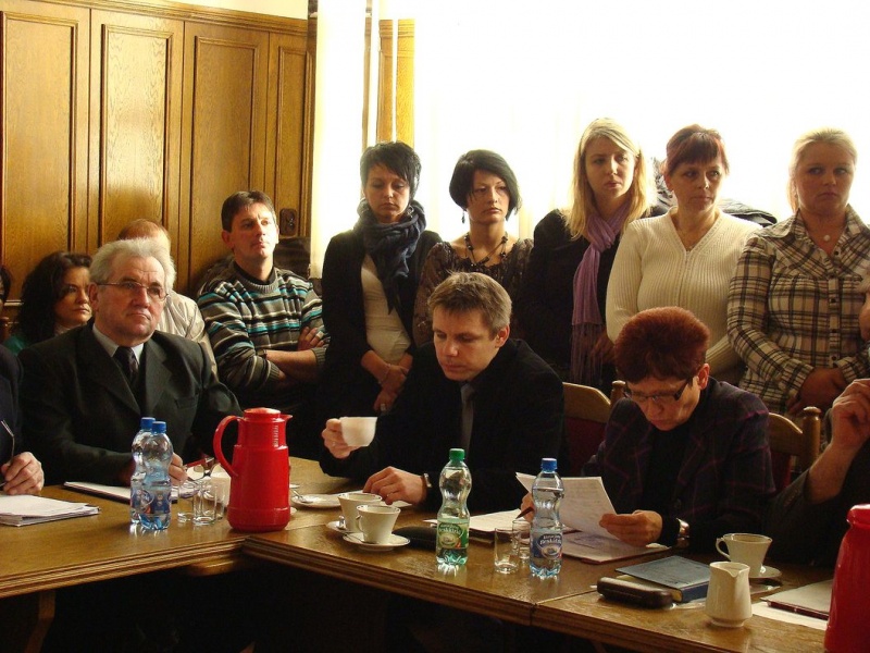 Zdjęcie w galerii na portalu naszwodzislaw.com: Wielkie pojednanie w magistracie wiadomości z regionu