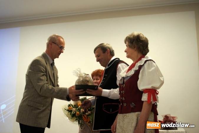 Zdjęcie w galerii na portalu naszwodzislaw.com: Jubileusz 30-lecia zespołu śpiewaczego 