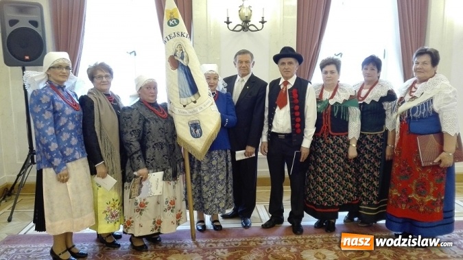 Zdjęcie w galerii na portalu naszwodzislaw.com: Połomskie gospodynie z wizytą w Pałacu Prezydenckim - rozmawiały z Pierwszą Damą wiadomości z regionu