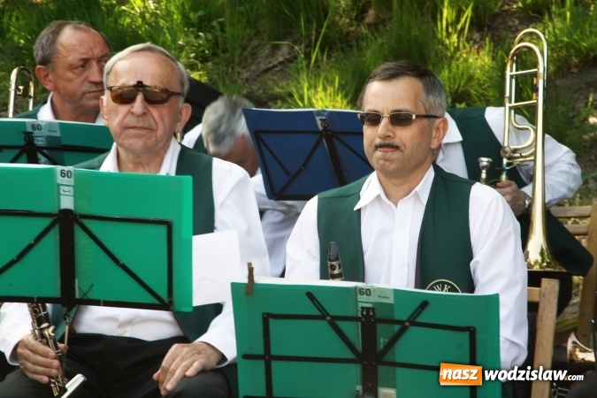 Zdjęcie w galerii na portalu naszwodzislaw.com: Orkiestra Dęta KWK Marcel zagrała przy tężni wiadomości z regionu