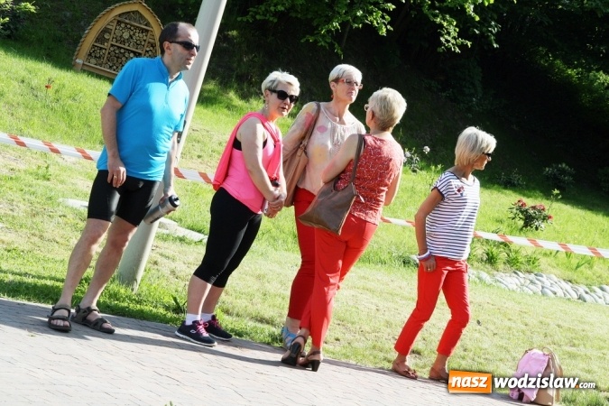 Zdjęcie w galerii na portalu naszwodzislaw.com: Orkiestra Dęta KWK Marcel zagrała przy tężni wiadomości z regionu